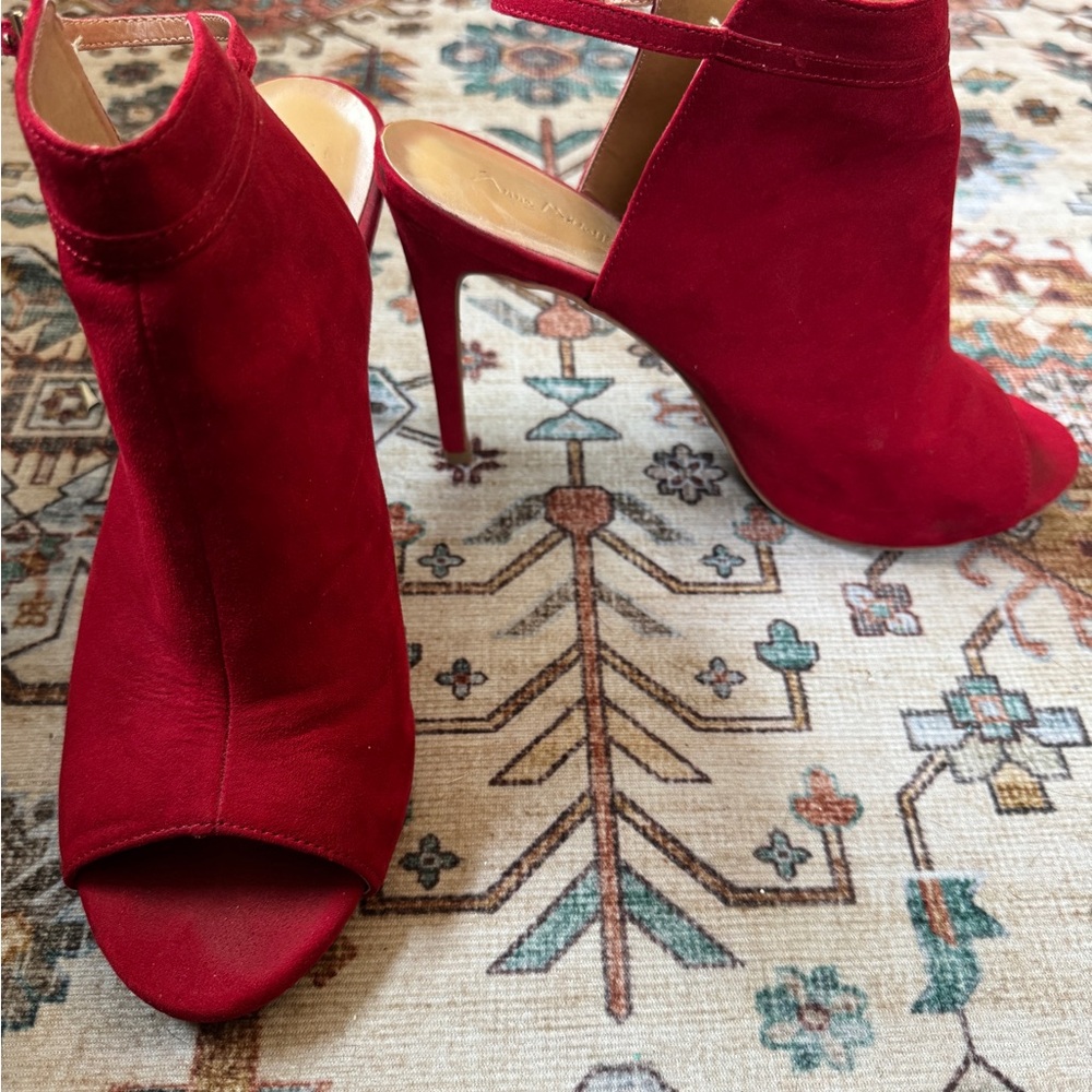 Elegant Red Suede Peep-Toe Heel Booties